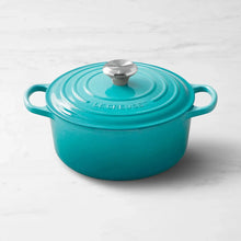 Le Creuset Signature Round Dutch Oven, 4.5 qt. Le Creuset