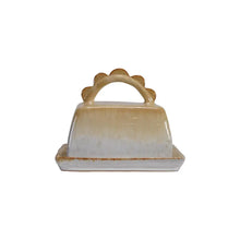 Stoneware Butter Dish with Scalloped Handle (Copy) Bloomingville