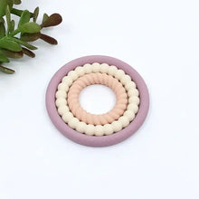 Trio Rings, Leo Little Cheeks